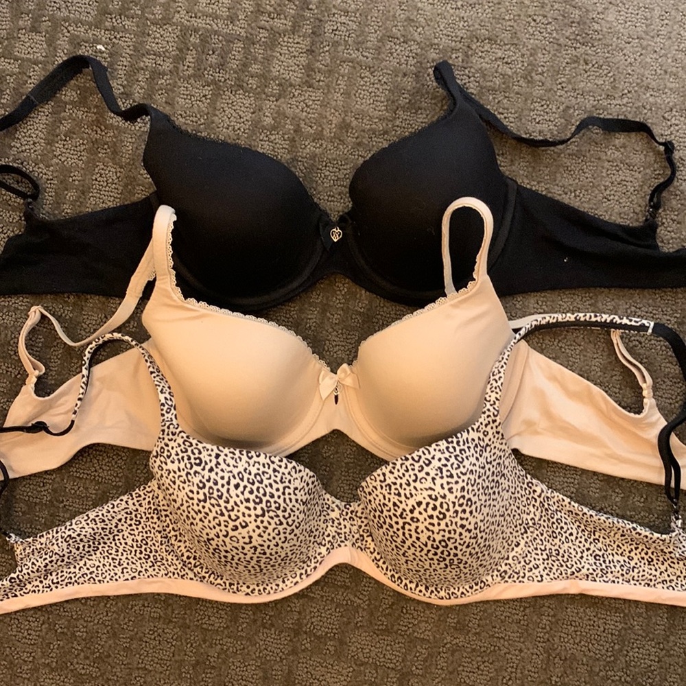 3 Victoria secret body by Victoria lined Demi bras